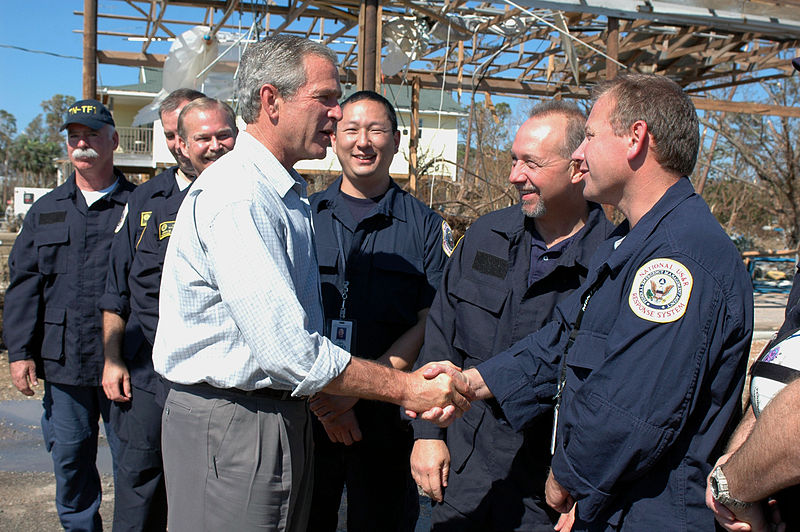 File:FEMA - 10962 - Photograph by Jocelyn Augustino taken on 09-18-2004 in Florida.jpg