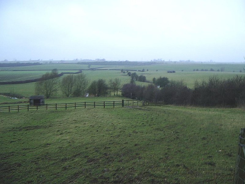 File:Field footpath, Churchover - geograph.org.uk - 1705566.jpg