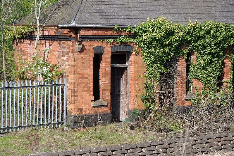 File:Flax Bourton railway station MMB 36.jpg