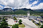 Flughafen Innsbruck - 12-06-05 by ralfr.jpg