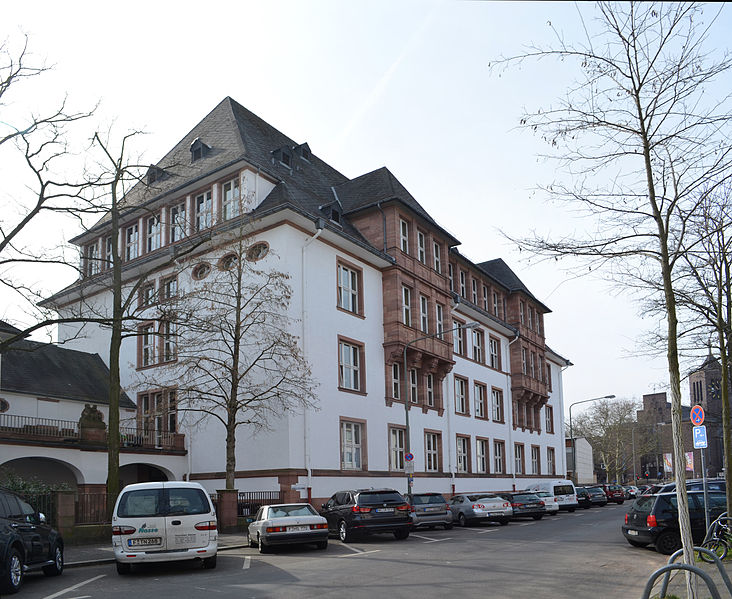 File:Frankfurt, Holbeinschule.jpg