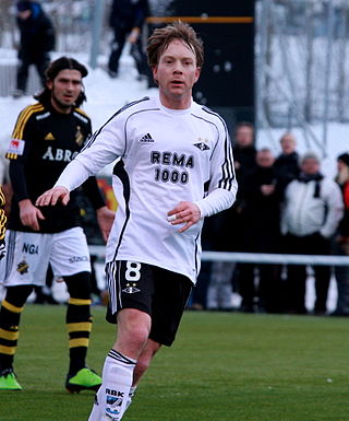<span class="mw-page-title-main">Fredrik Winsnes</span> Norwegian footballer (born 1975)