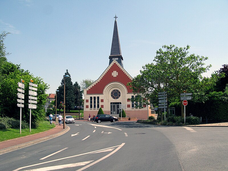 File:Gauchy église 1.jpg