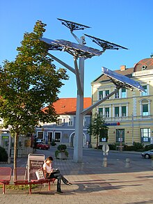 Solar tree in the main square Gleisdorf.Solarbaum.jpg