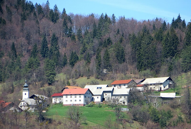 File:Golce Slovenia.jpg