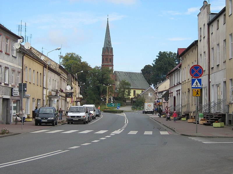 File:Golczewo centrum.JPG