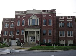 Hardin County courthouse in Elizabethtown, Kentucky