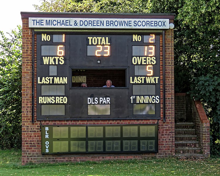 File:Hertfordshire County Cricket Club v Berkshire County Cricket Club at Radlett, Herts, England 011.jpg