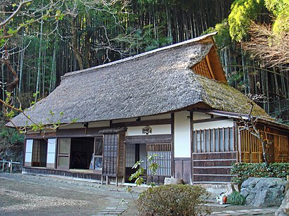 日の出町への交通機関を使った移動方法