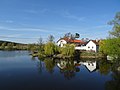 Stavení na místě bývalé tvrze Zrůbek, dnes lokalita Hrad