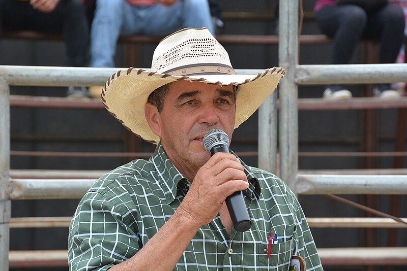 File:Inauguración de la XIV Feria Agrocomercial Piñas, 2013 (10672091924).jpg