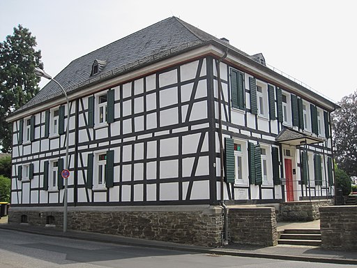 Inger Birker Straße 10 Pfarrhaus