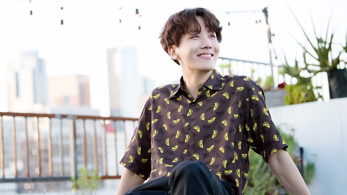 File:J-Hope for BTS 5th anniversary party in LA photoshoot by Dispatch, May  2018 03.jpg - Wikimedia Commons