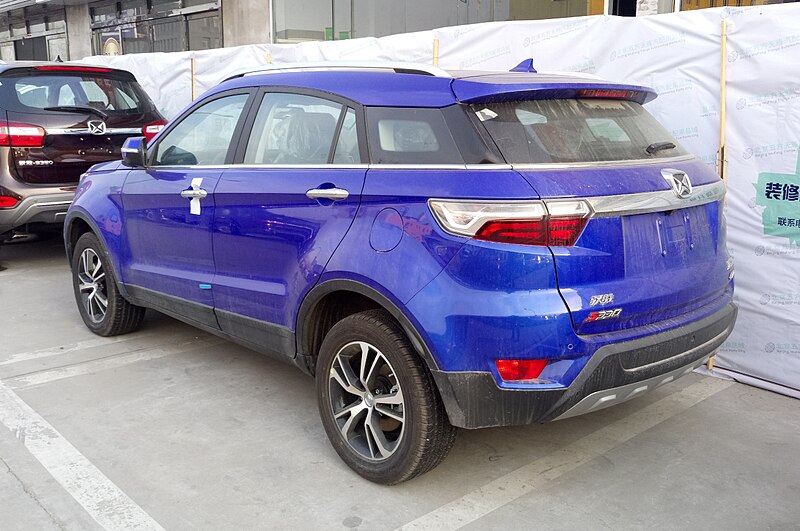 File:Jiangling Yusheng S330 0002 China 2017-04-02.jpg