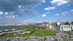 Kazan panorama of Baturin street and Kazanka river.jpg