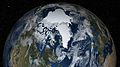 L'hémisphère nord de la Terre avec la banquise, nuage, étoile et localisation de la station météo en Alert.jpg