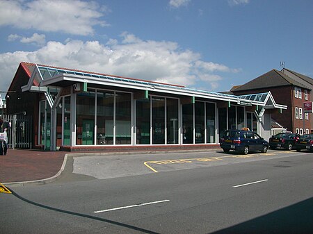 Littlehampton Station 02 (07 07 2007)