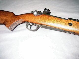 Пистолетная рукоятка Mauser M59.jpg