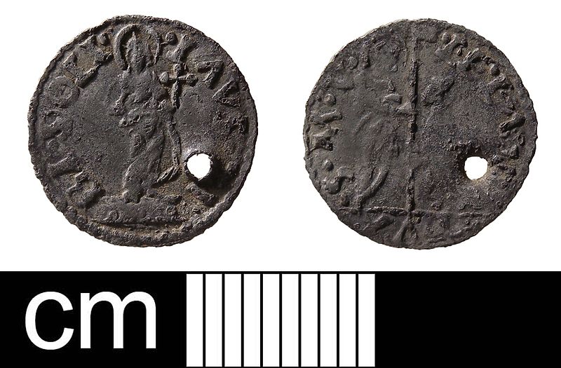 File:Medieval coin, Soldino of Leonardo Loredano (FindID 627691).jpg