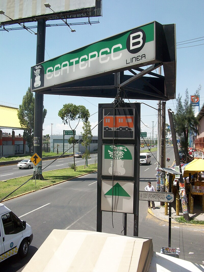 Ecatepec metro station - Wikipedia