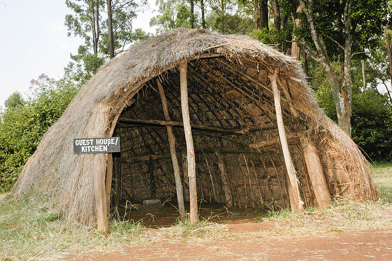 File:Mijikenda village 03.jpg