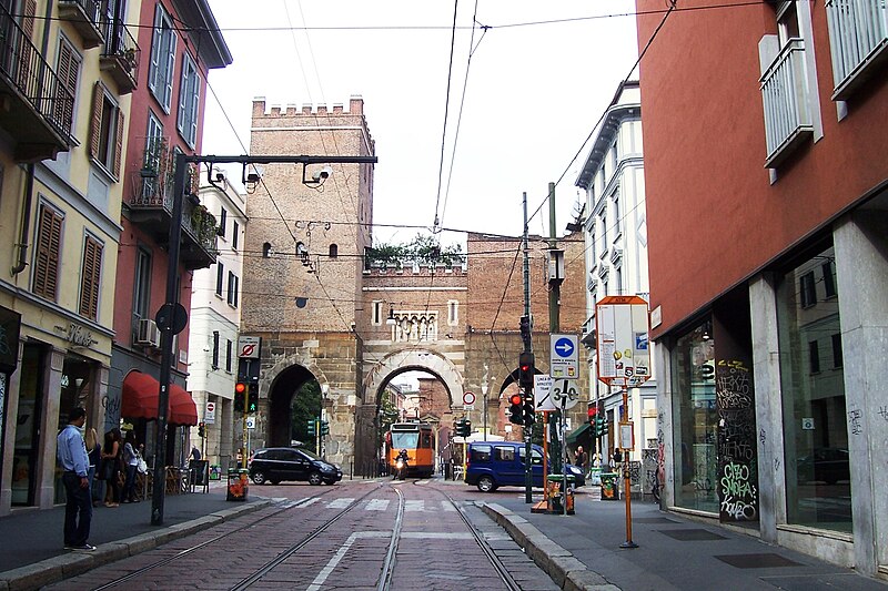 File:Milano porta Ticinese08.JPG