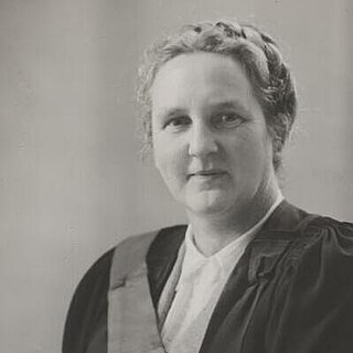 <span class="mw-page-title-main">Dorothy Knox</span> (1902–1983) headmistress