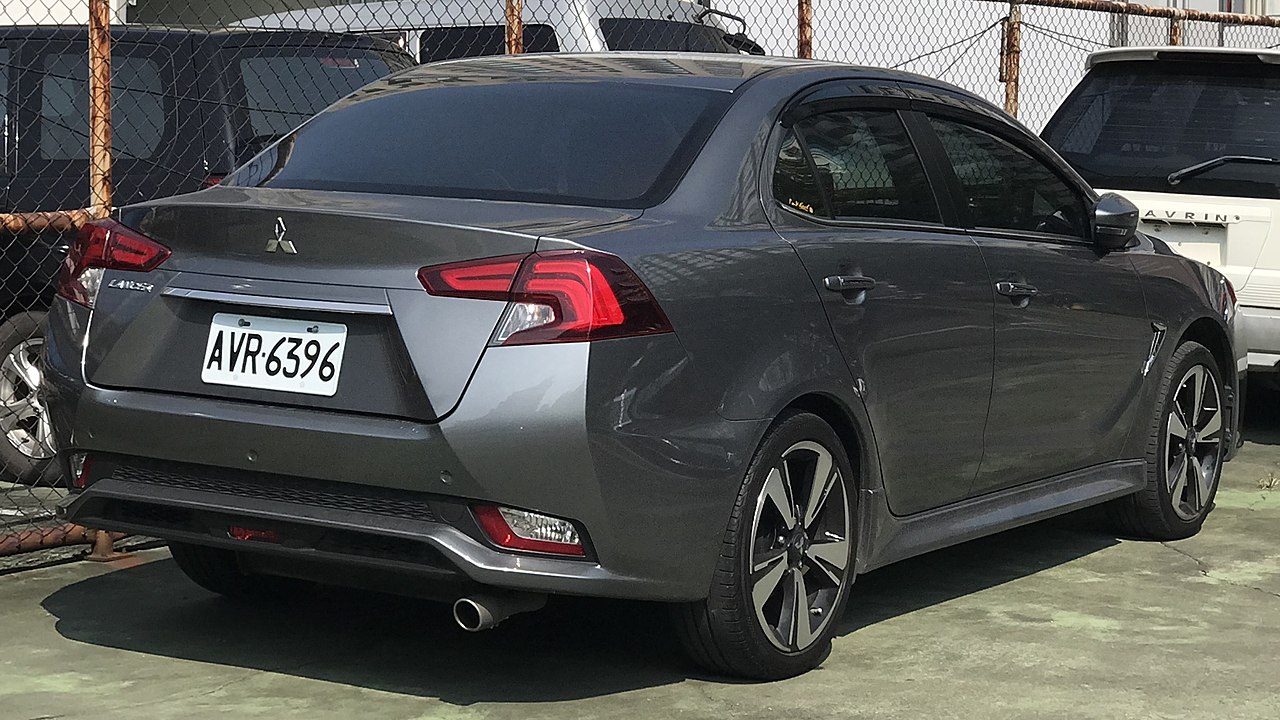 Image of Mitsubishi Lancer 2017 Taiwan 002 (cropped)