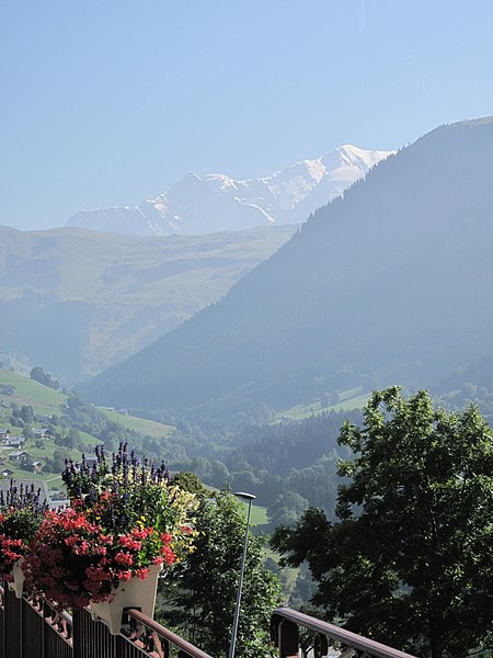 File:Mont-Blanc from Hauteluce D20120907a.jpg