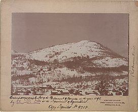 Moonlight view of Red Mountain at Rossland, British Columbia (HS85-10-9712).jpg