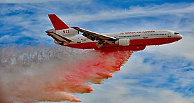 Tanker 911, em voo de demonstração em Las Vegas, em novembro de 2016.