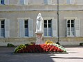 La statue de Bernadette.