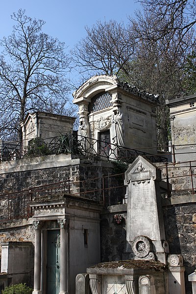 File:Père-Lachaise - Division 36 - Schickler 01.jpg