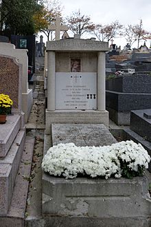 Père-Lachaise - 97. osztály - Carola 01.jpg