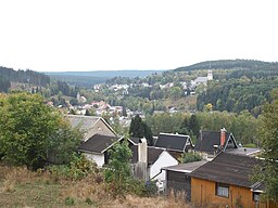 Pachthaus, View to Potůčky (CZ, left) and Johanngeorgenstadt (GER, right) (1).jpg