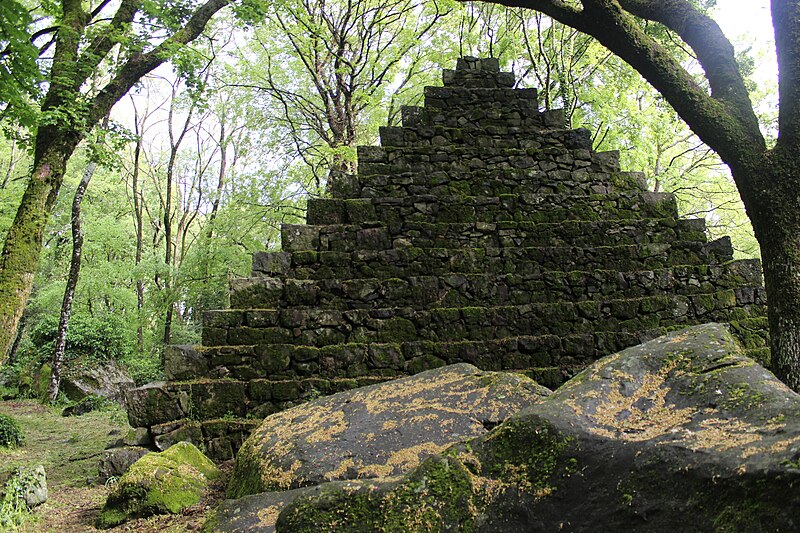 File:Parco Comunale Bosco Isabella.jpg