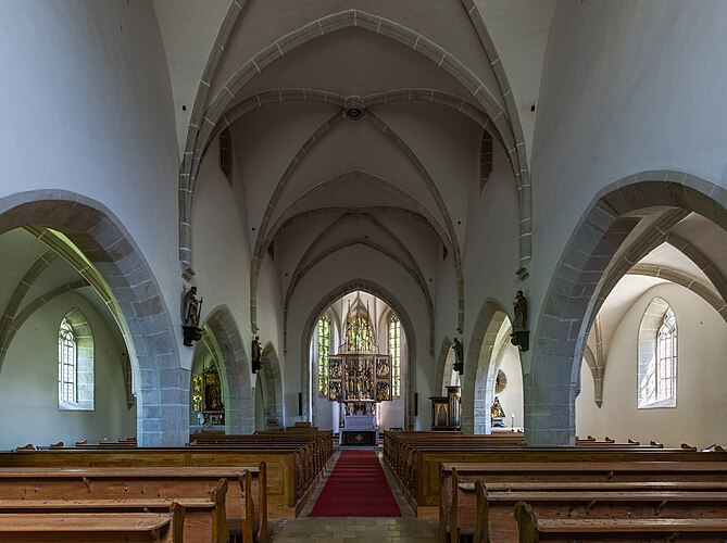 Интерьер готической церкви в Пезенбахе близ Фельдкирхена, Верхняя Австрия