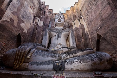 Phra Achana, Wat Si Chumin in Sukhothai Historical Park Photograph: Supanut Arunoprayote