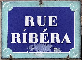 Voir la plaque.