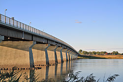 Pont Pierre-Legardeur (Pointe-aux-Trembles).jpg