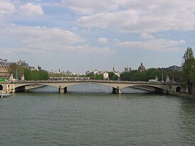 Pont du Carrousel Paris général.jpg