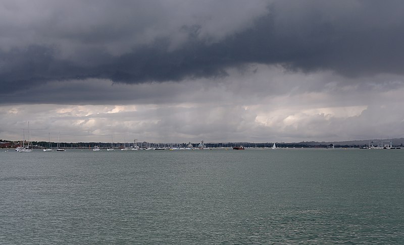 File:Portsmouth MMB 22 Harbour.jpg