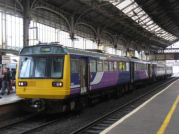 Image: Preston   Arriva 142037+156488 Colne service