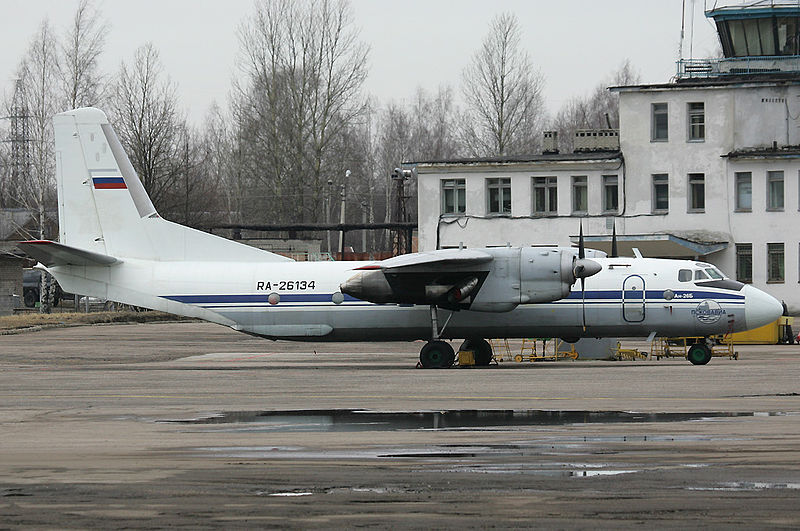 File:Pskovavia Antonov An-26.jpg