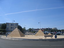Quartier des Pyramides, Champs-sur-Marne, France.jpg