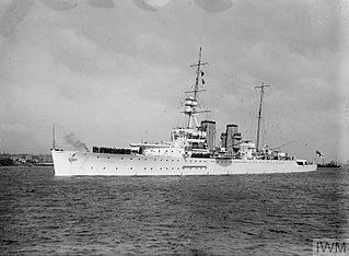 HMS <i>Effingham</i> British Hawkins-class heavy cruiser