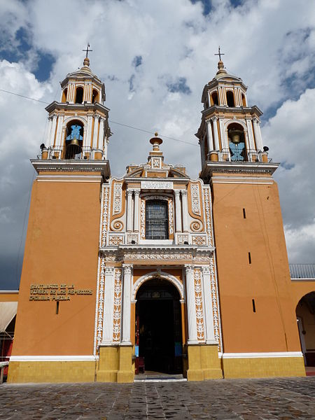 File:Santuario de la Virgen de los Remedios, fachada.JPG