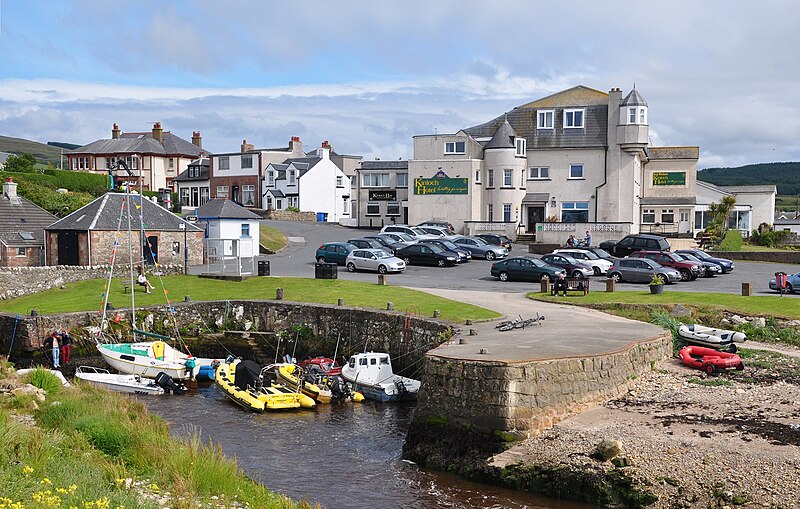 File:Scotland, Isle of Arran, Blackwaterfoot (2).JPG