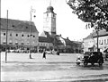 Turnul Sfatului văzut din Piața Mare (1928)