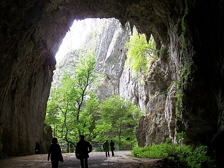Skojcan Caves